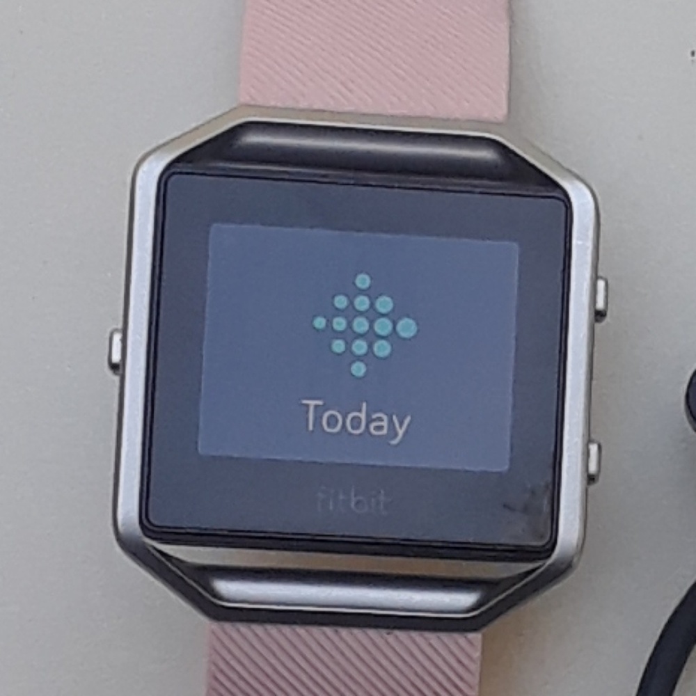 Fitbit Blaze w/charging chord